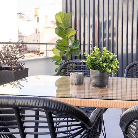 Ophelia's - Luxury *