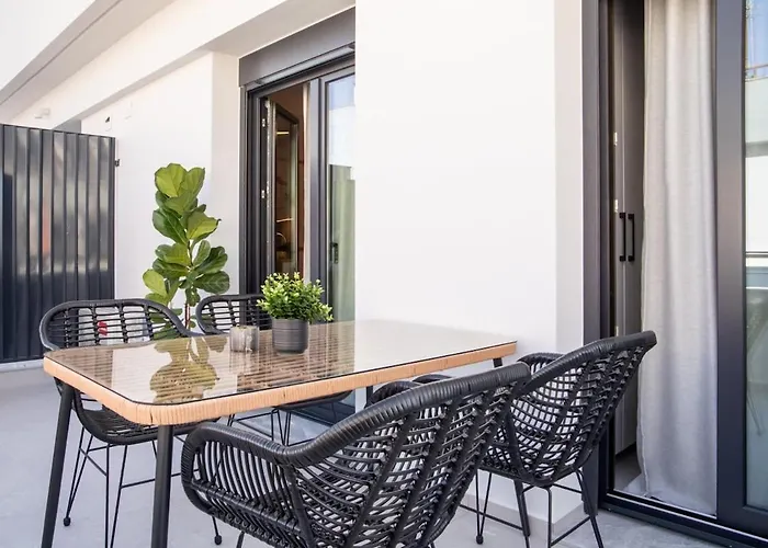 Ophelia's - Luxury *